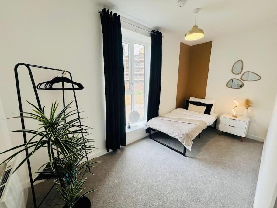 Hessian Lounge -Wyndale- Central 2Br W/Parking Birmingham Dış mekan fotoğraf